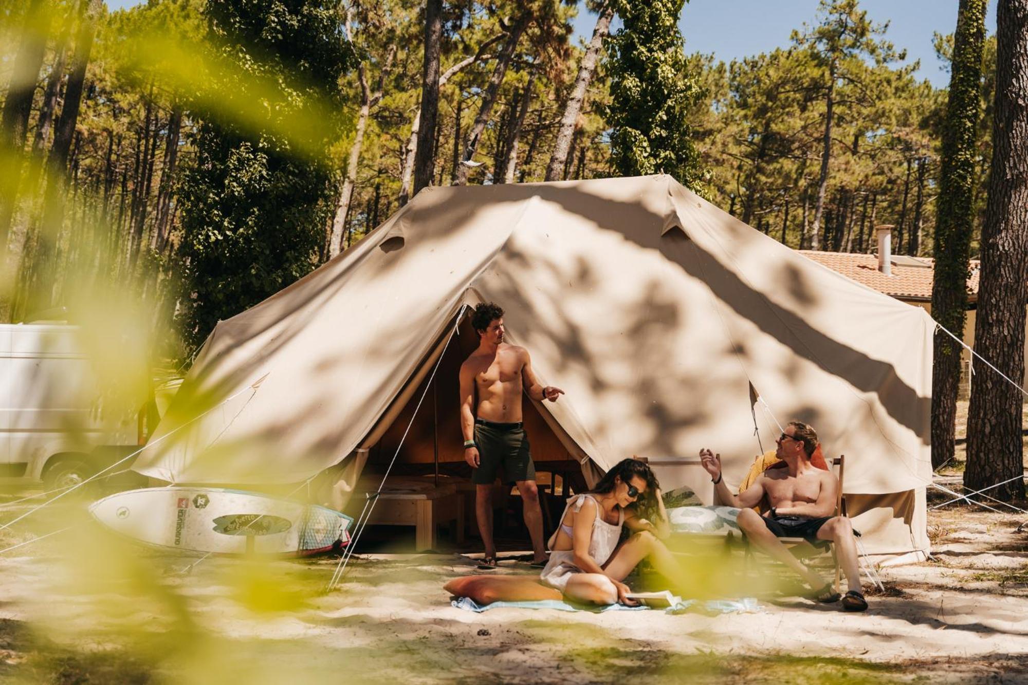 Beachcamp Bloemendaal Surf Resort Overveen Dış mekan fotoğraf